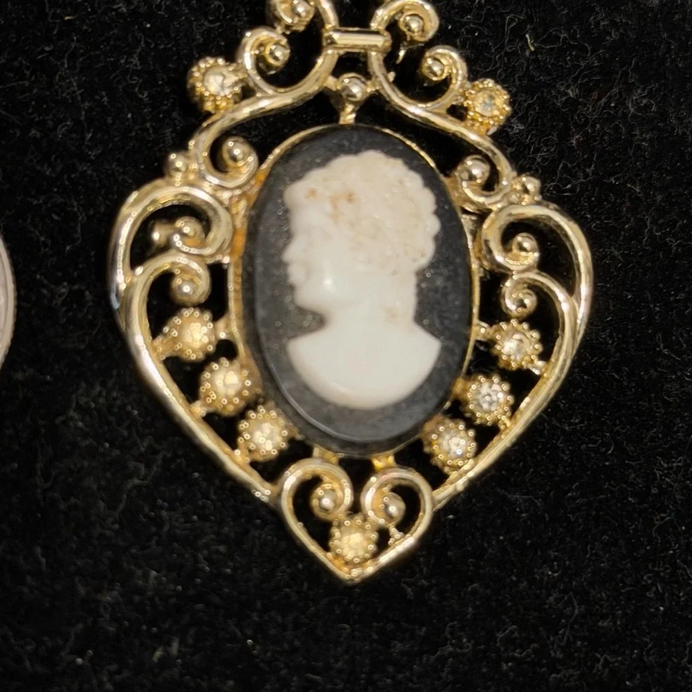 Gold-Tone Black Cameo Heart Pendant Necklace - Classic Women's Jewelry